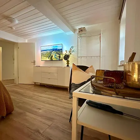 Pauline * Weimar (Thuringia)